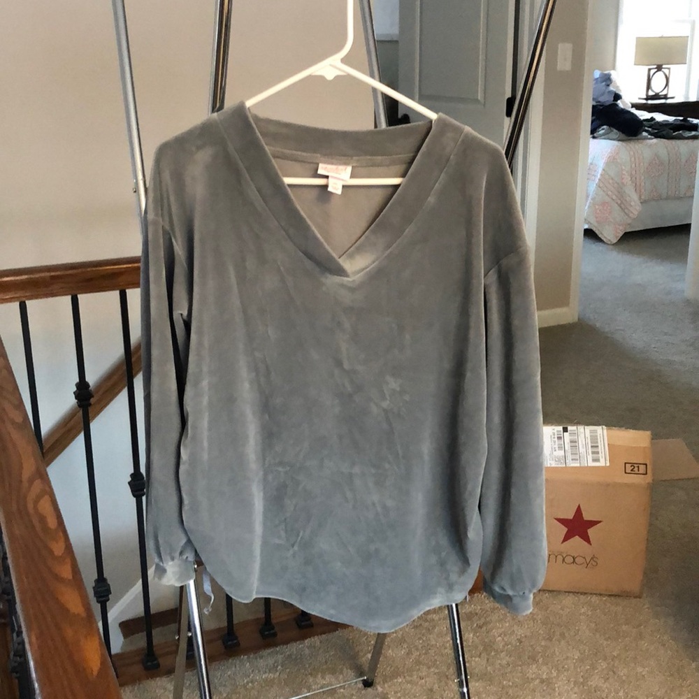 Velvet Maternity Sweatshirt
